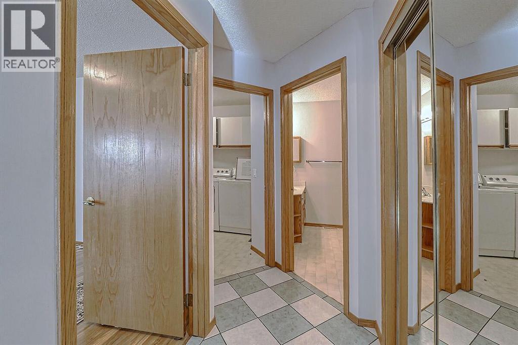 37 Edgepark Villas NW - 18