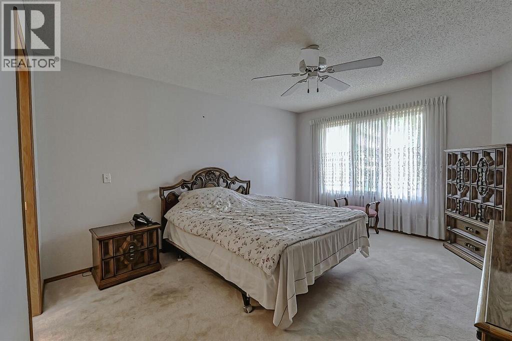 37 Edgepark Villas NW - 14