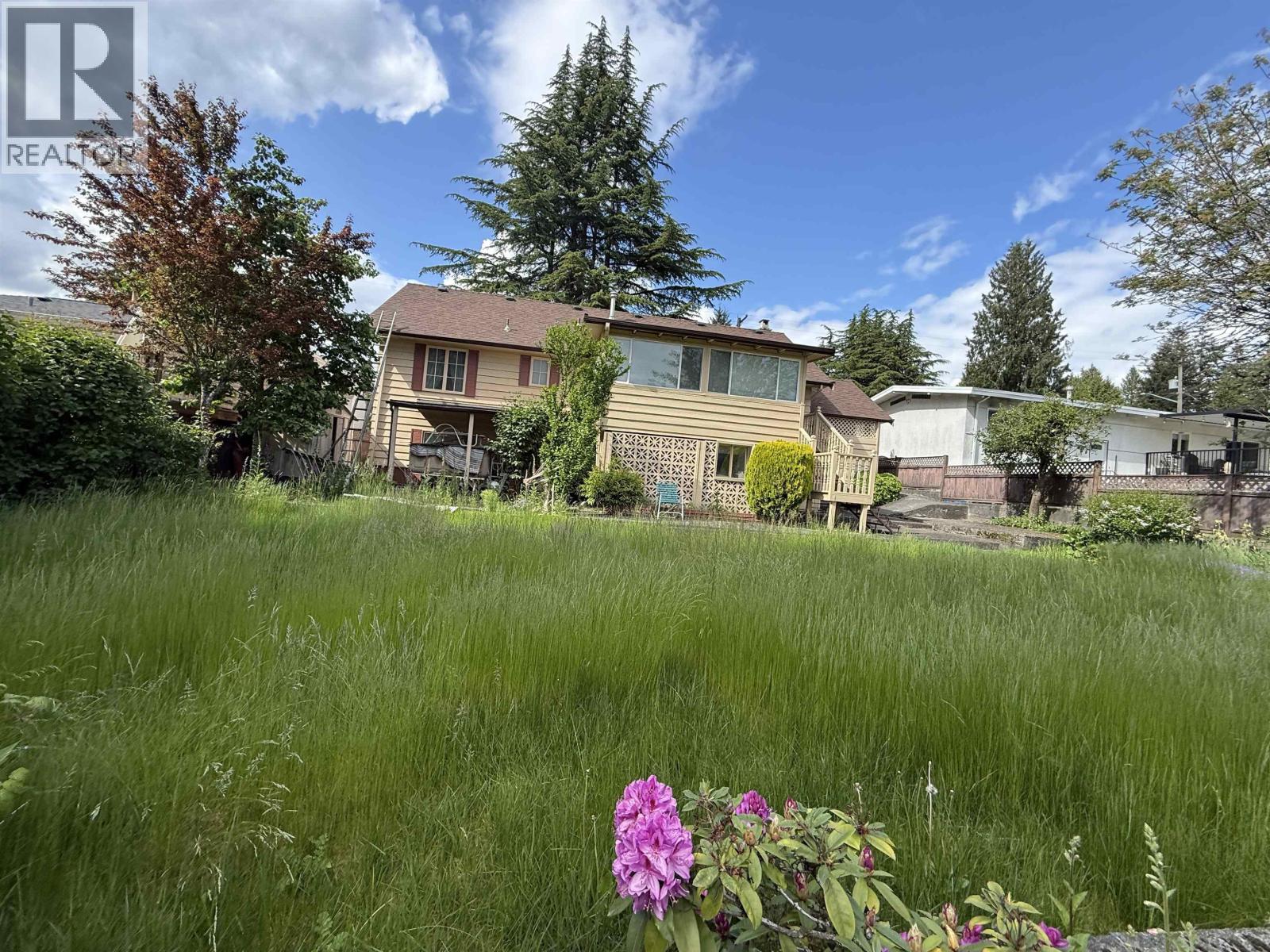 1734 DANSEY AVENUE, Coquitlam
