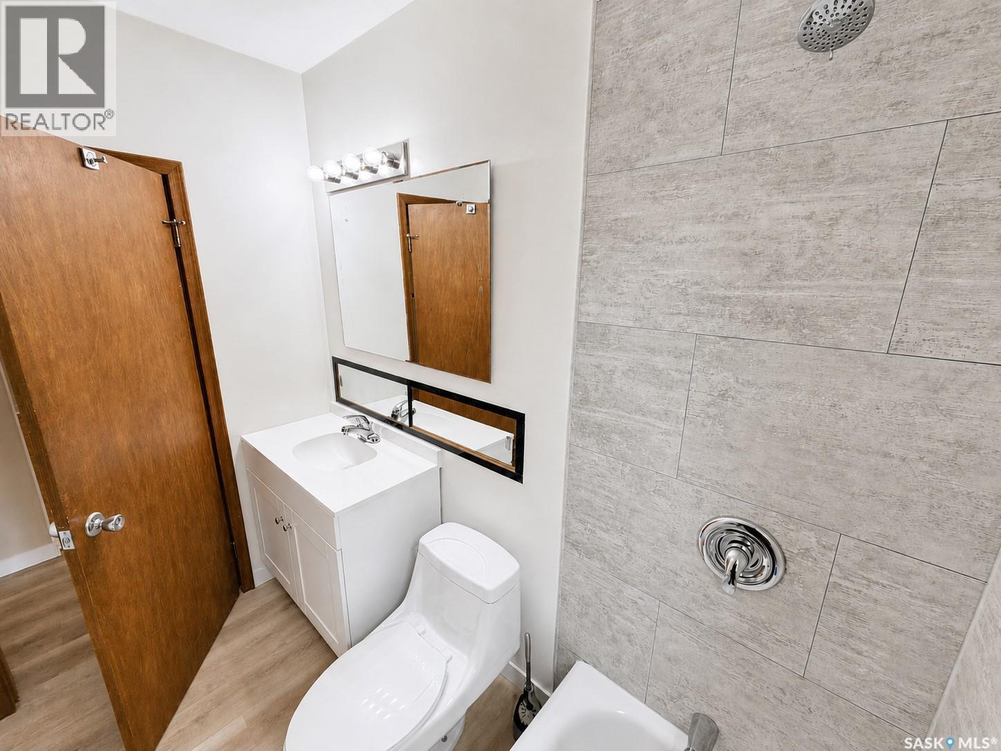 828 I AVENUE S - 10