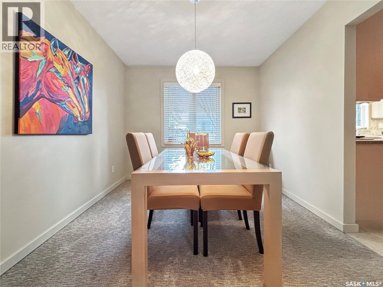 355 Ball CRESCENT - 5