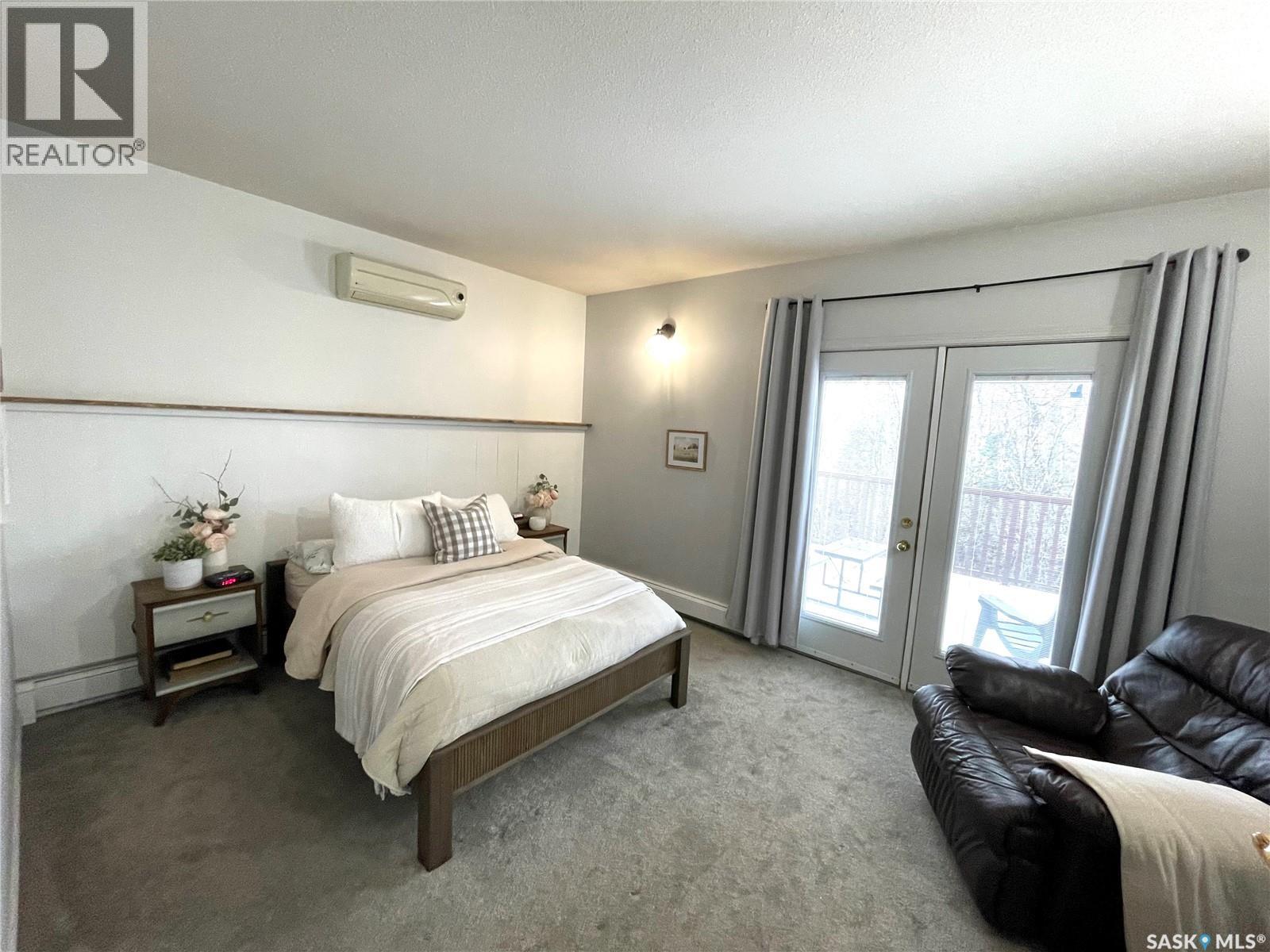 408 Macdonald STREET - 21