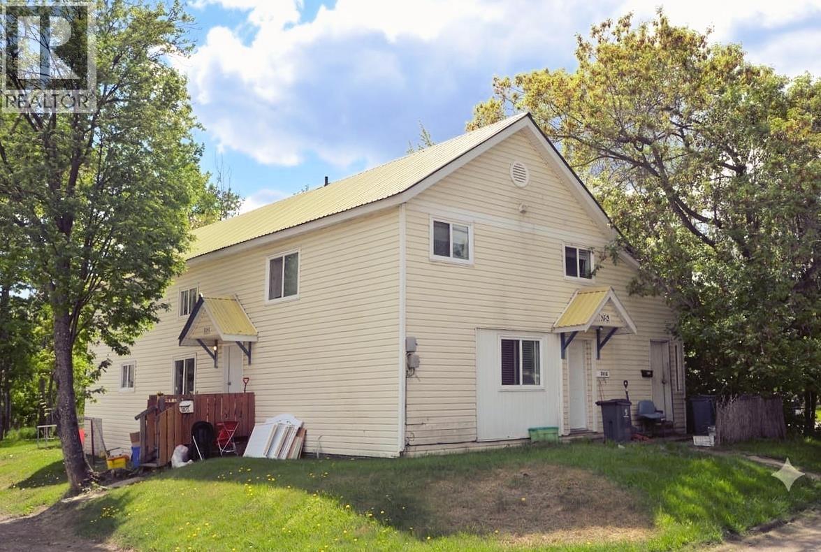 905 LA SALLE AVENUE - 1