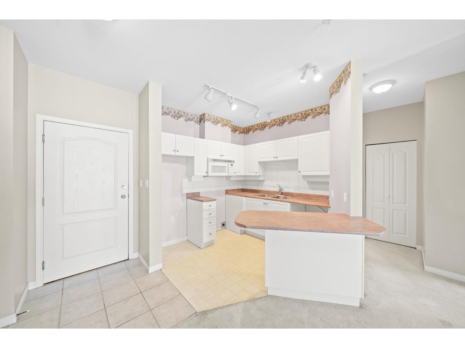 406 5475 201 STREET, Langley