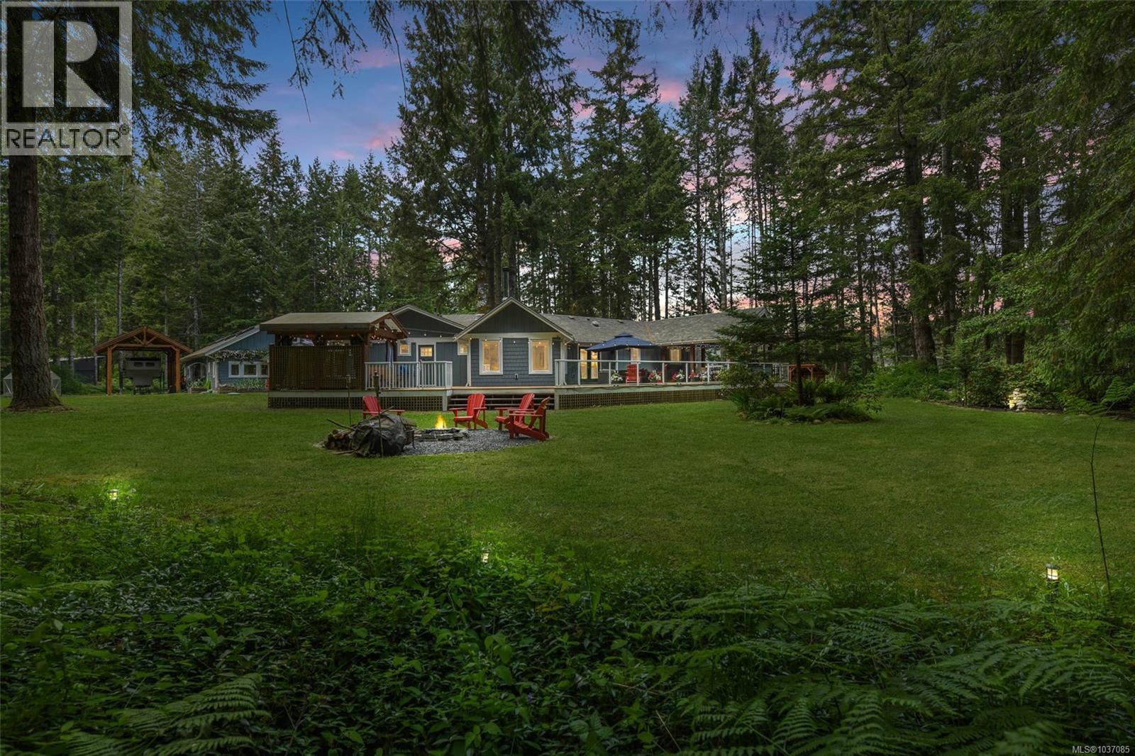 325 Bates Dr - 3