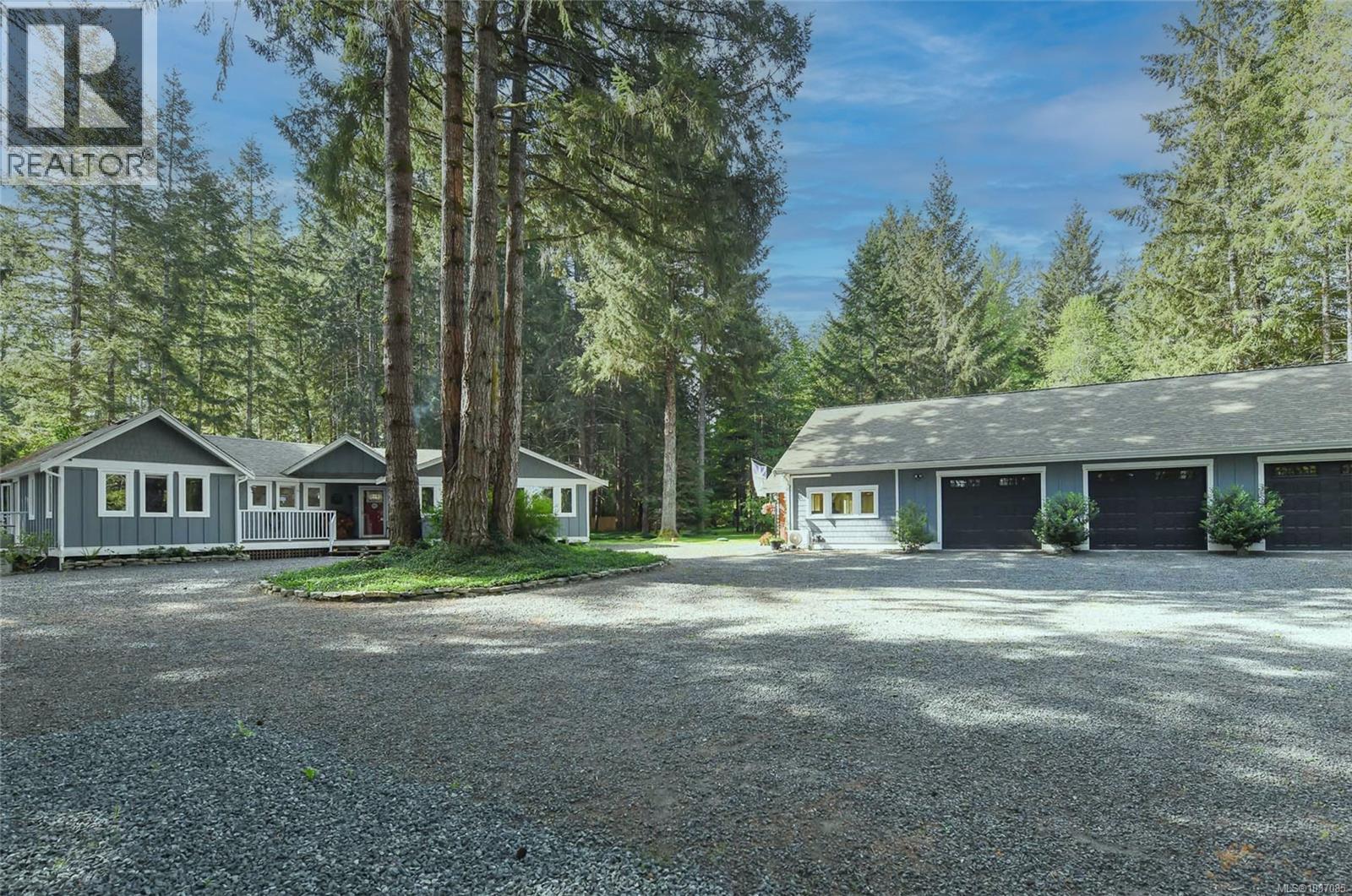 325 Bates Dr - 4