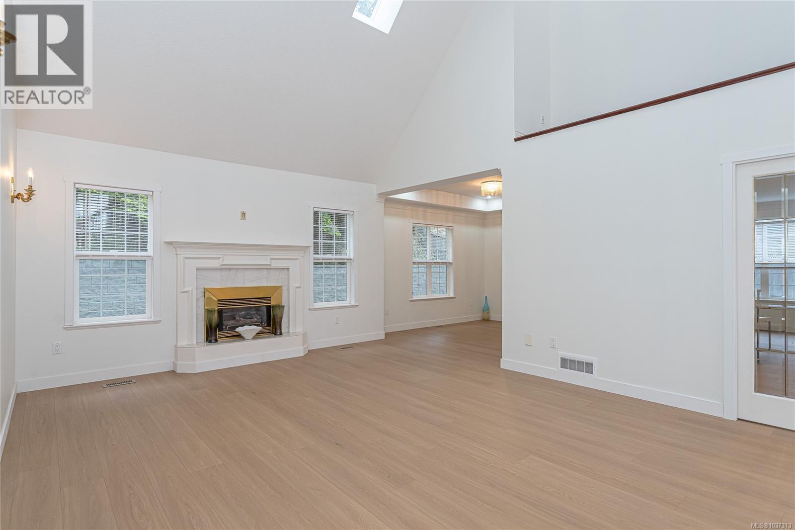 4877 Finnerty Cres - 5