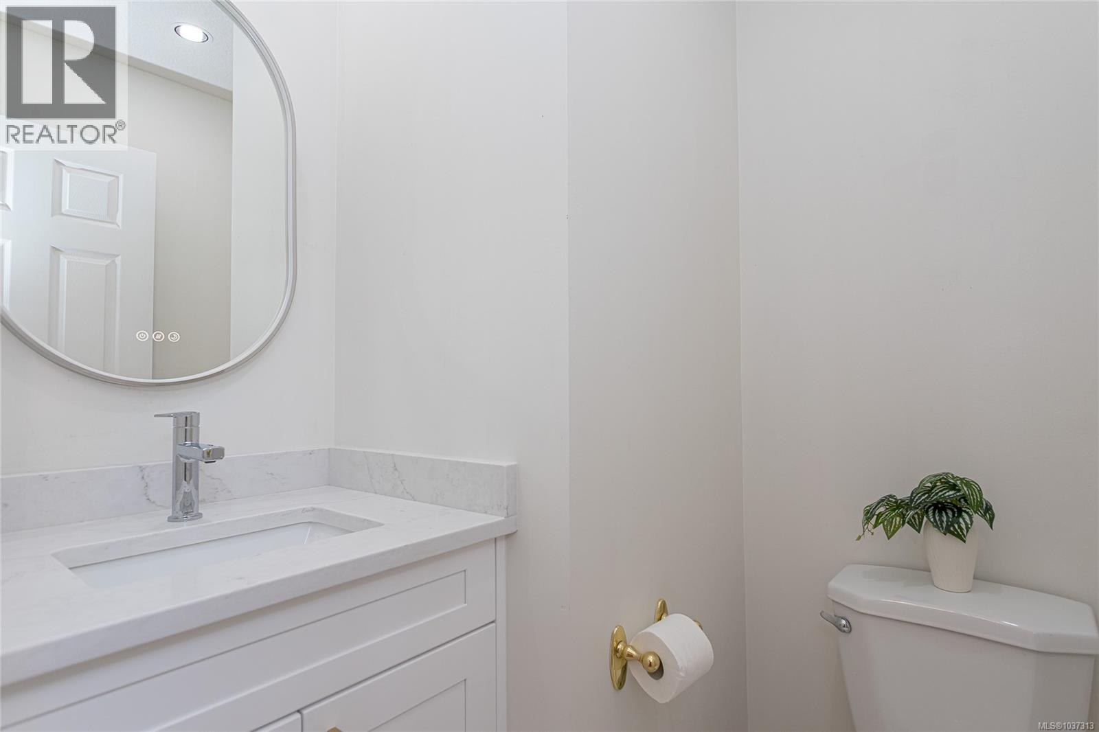 4877 Finnerty Cres - 24