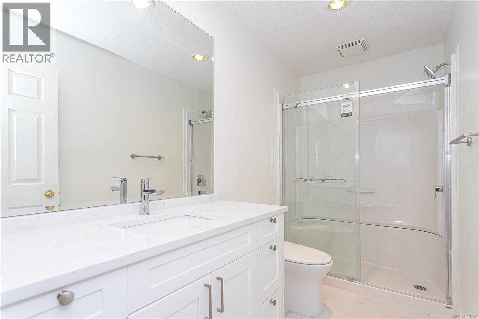 4877 Finnerty Cres - 28