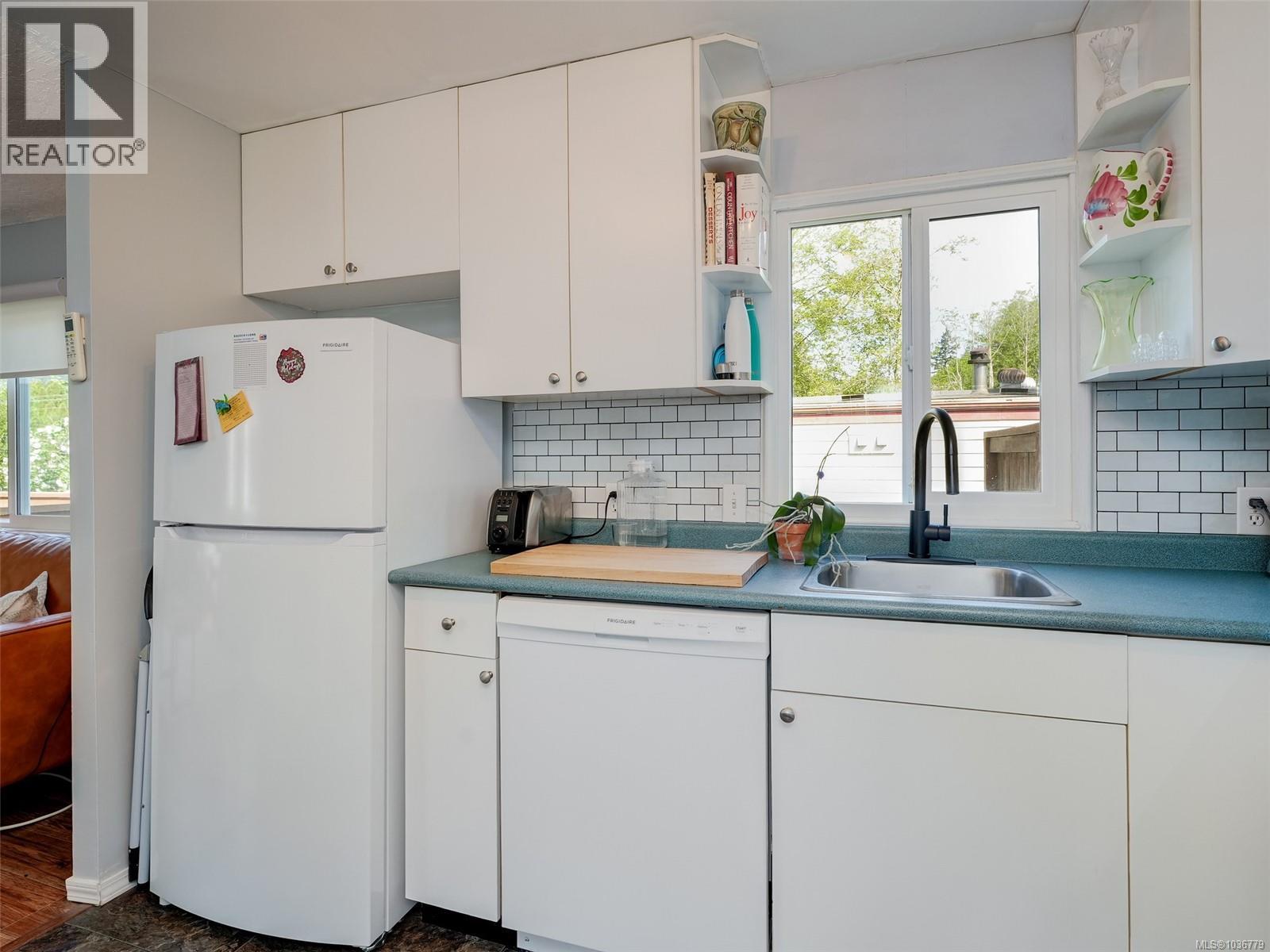 #29 6947 Grant Rd W - 9
