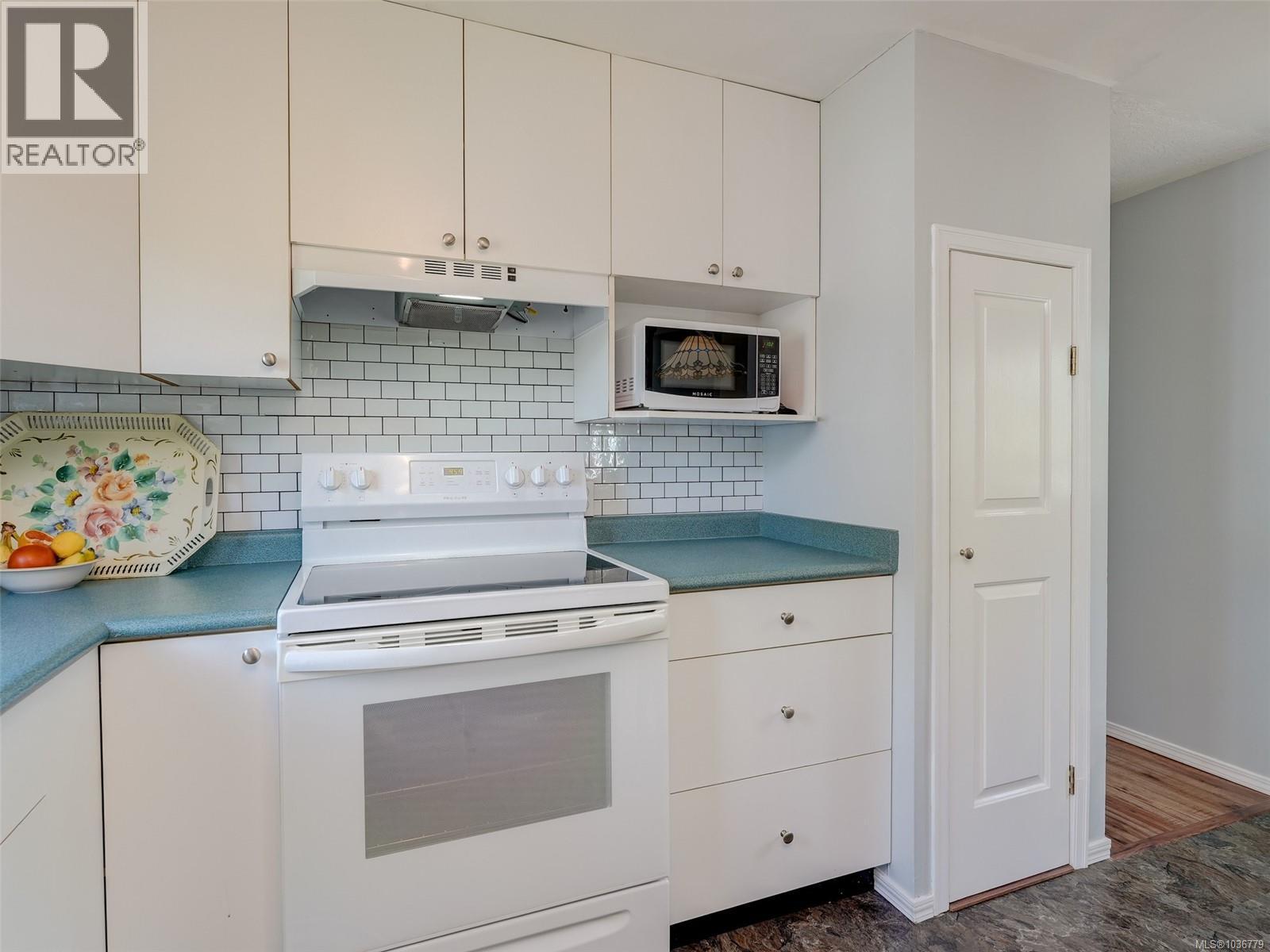 #29 6947 Grant Rd W - 8