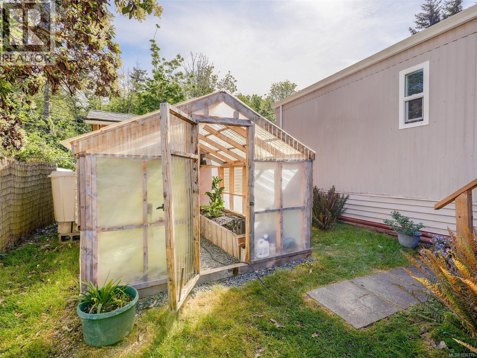 #29 6947 Grant Rd W - 18