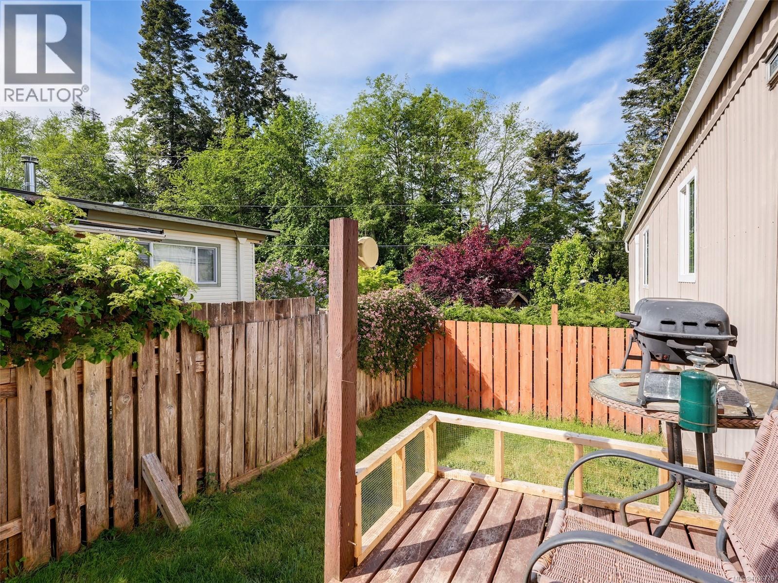 #29 6947 Grant Rd W - 16
