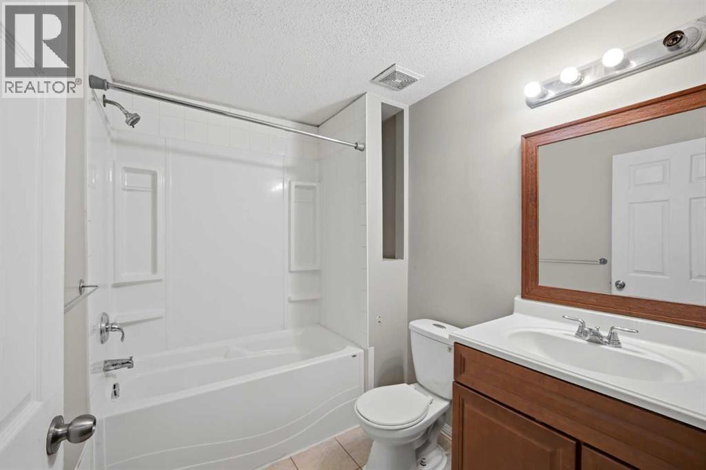 35 Saddlebrook Link NE - 46