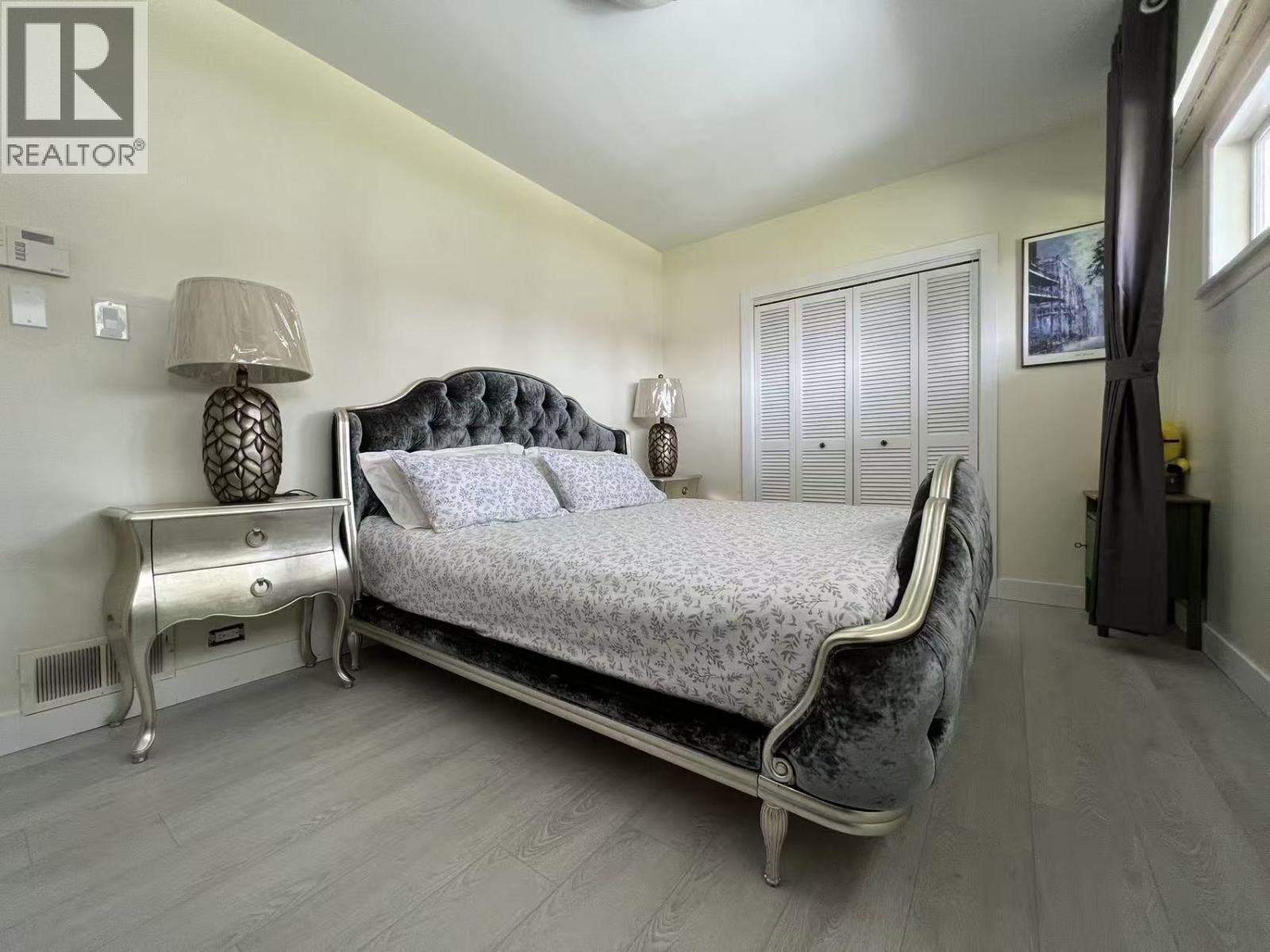 7441 MCKAY AVENUE, Burnaby