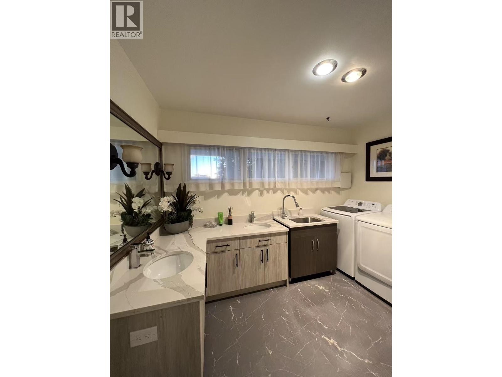 7441 MCKAY AVENUE, Burnaby