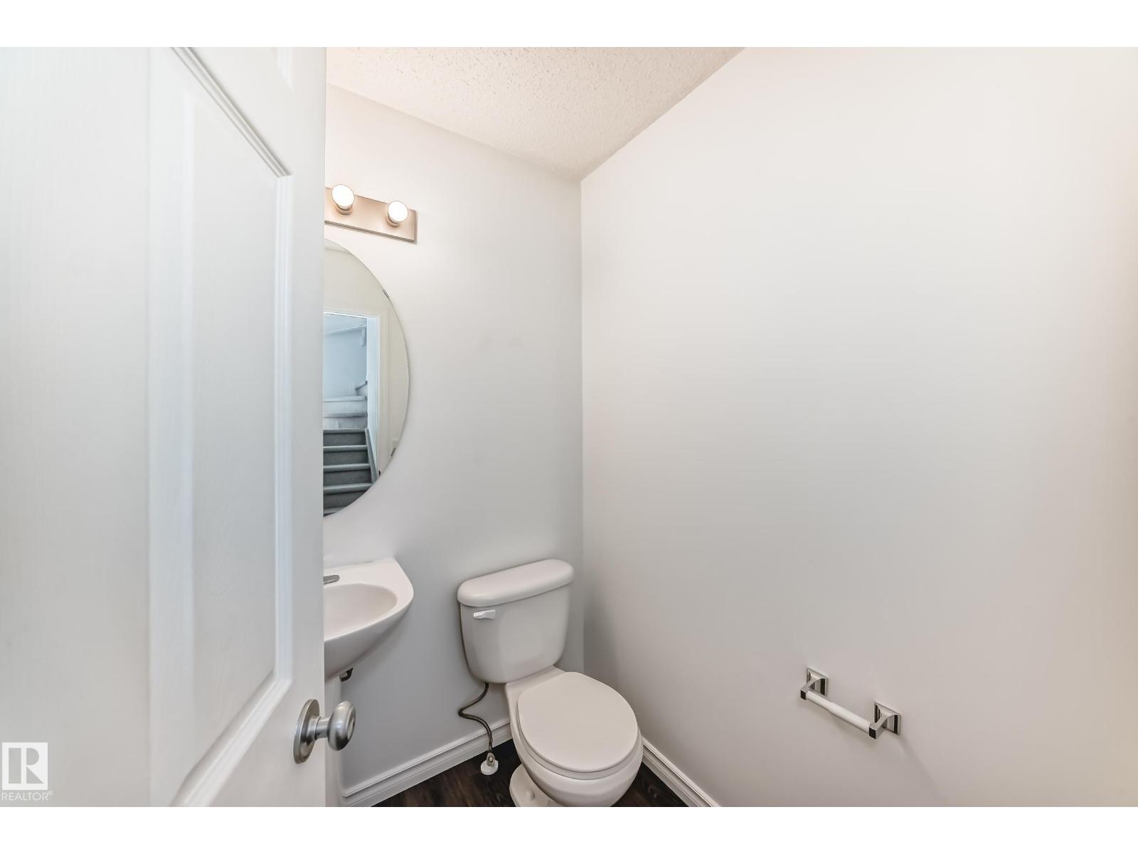 2339 28B AV NW - 6