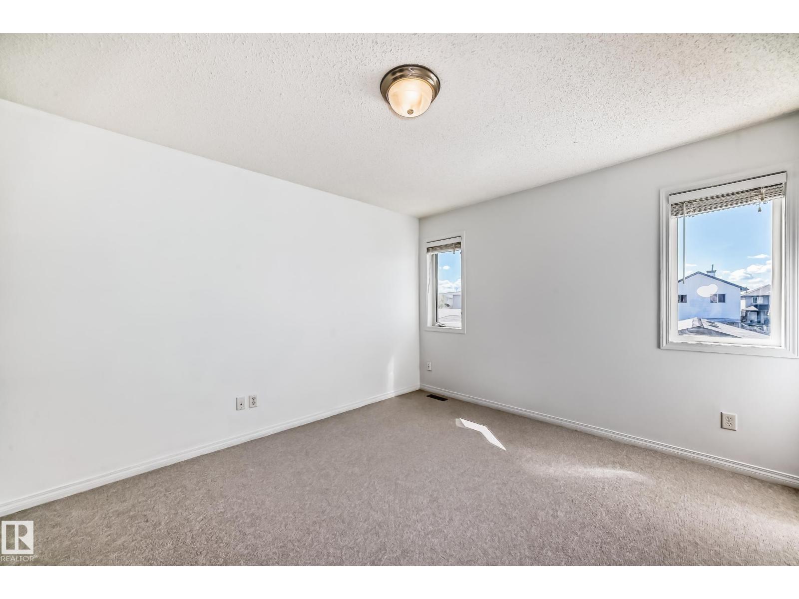 2339 28B AV NW - 9