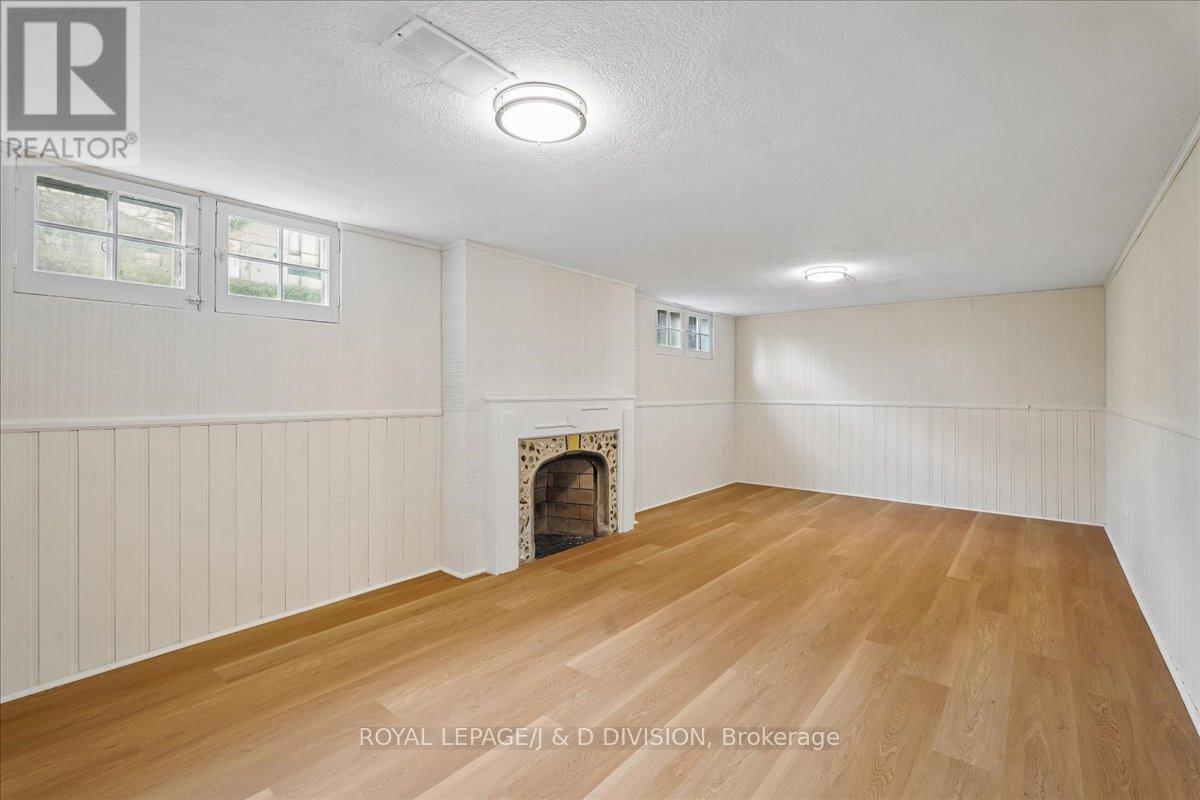 310 GLENCAIRN AVENUE - 25
