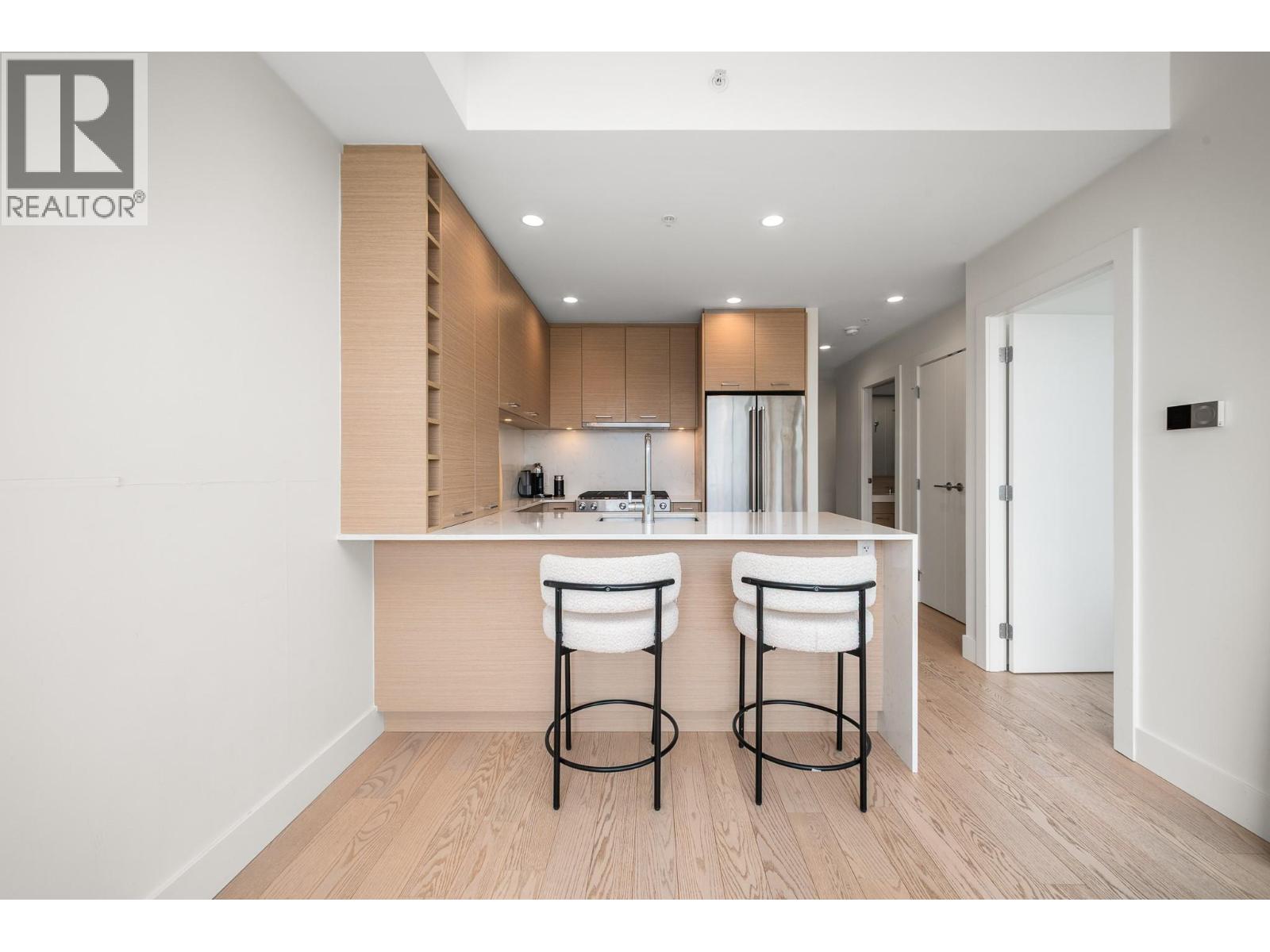 2007 1191 Sunset Drive, Kelowna