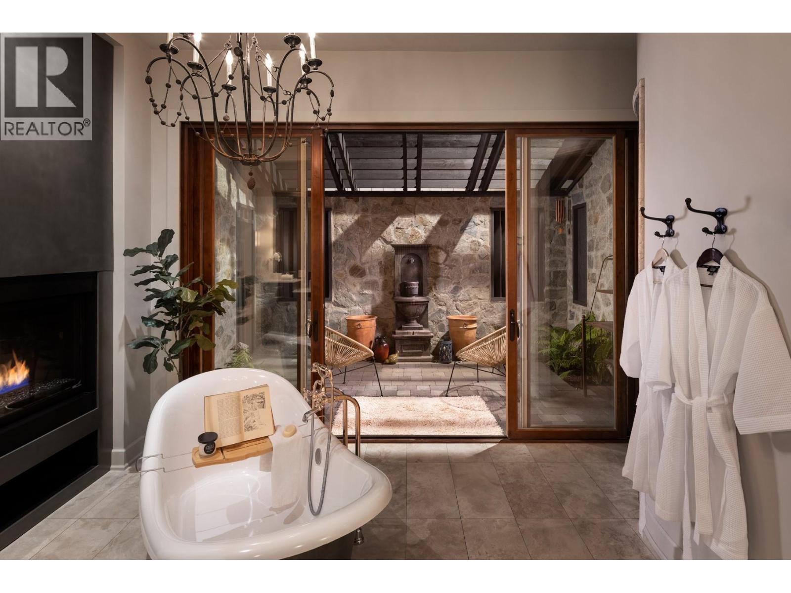 4383 Hobson Road, Kelowna