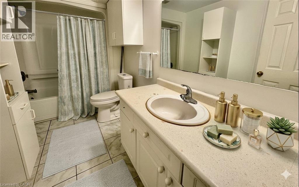202 ESSEX POINT Drive Unit# Lower, Cambridge, Ontario, N1T1Z1 — Photo 5