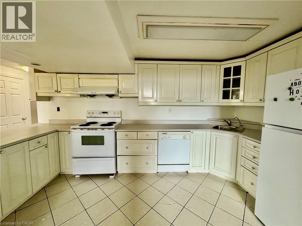 202 ESSEX POINT Drive Unit# Lower, Cambridge, Ontario, N1T1Z1 — Photo 16