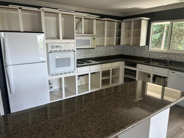 401 1350 VIDAL STREET, White Rock