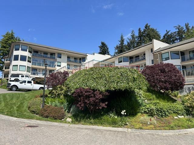 401 1350 VIDAL STREET, White Rock
