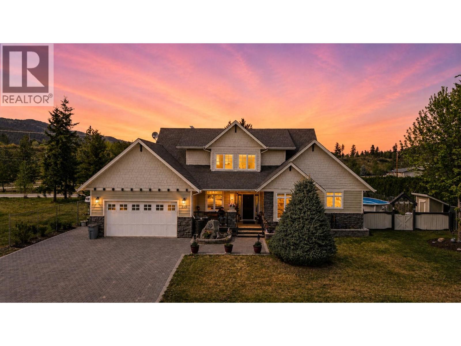 252 Oriole Way - 1