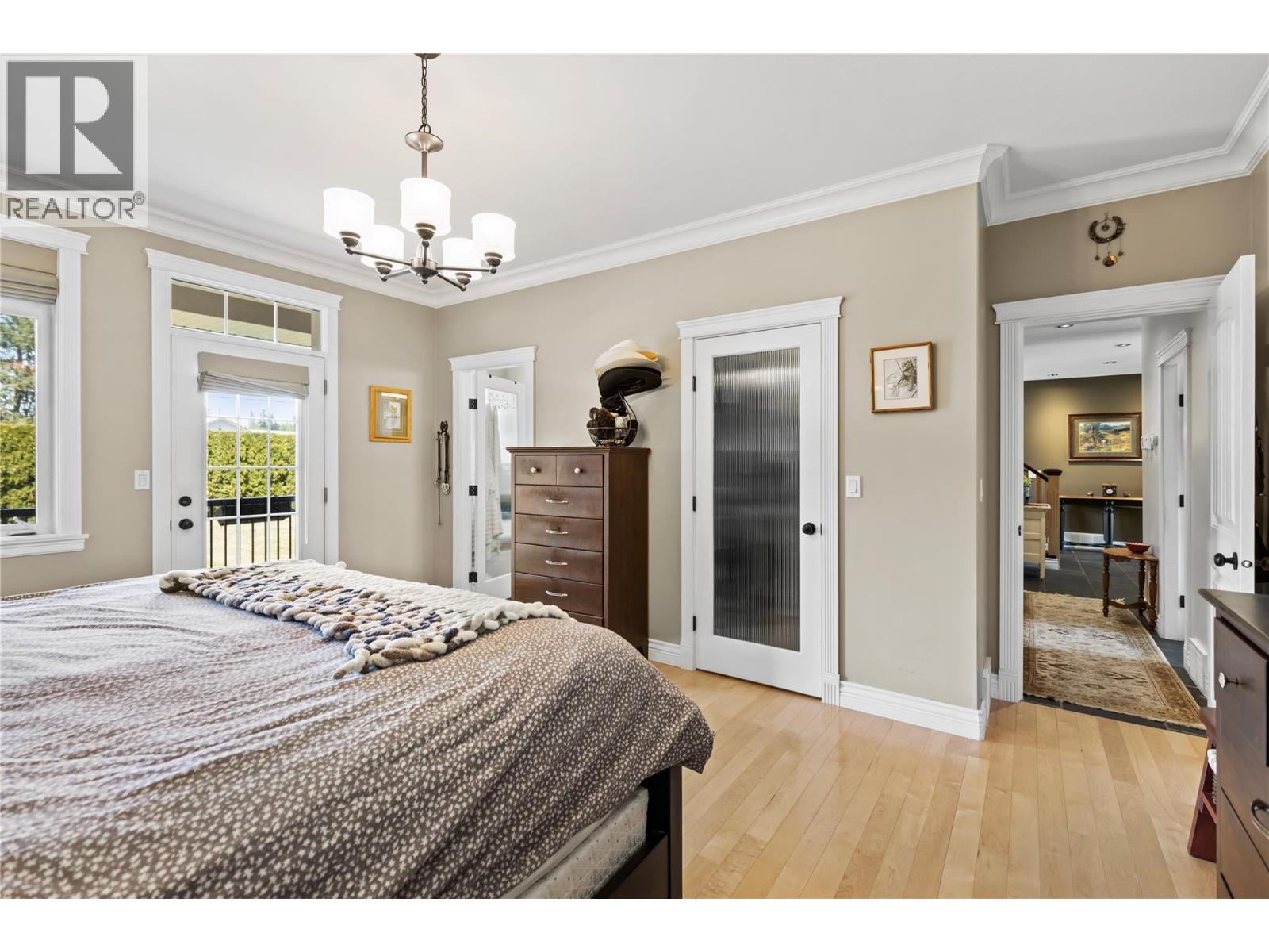 252 Oriole Way - 25