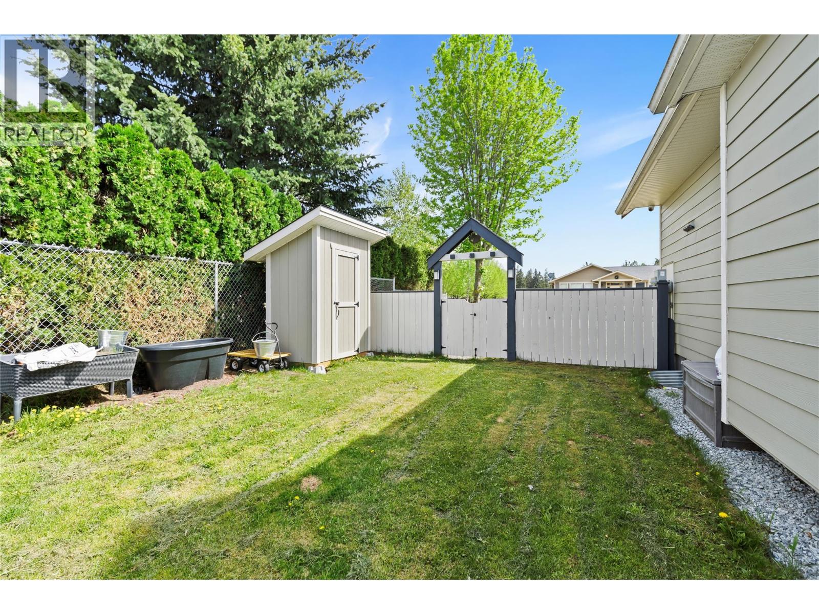 252 Oriole Way - 54