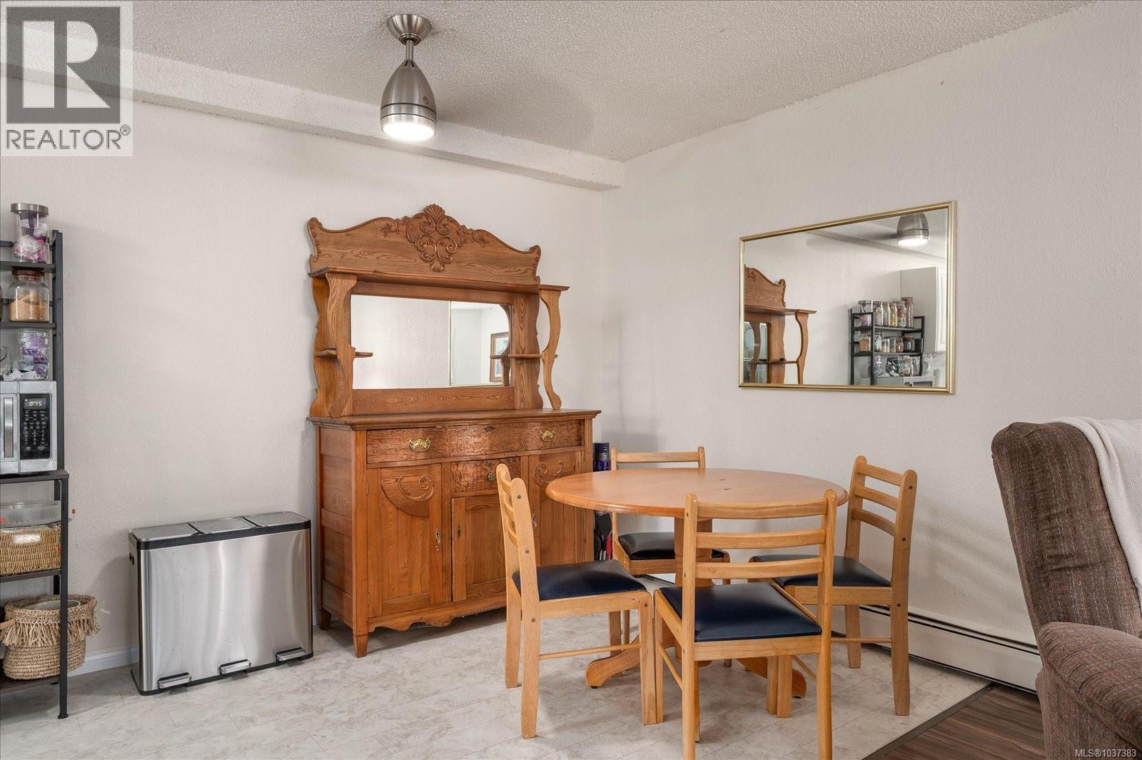 #112 218 Bayview Ave - 7