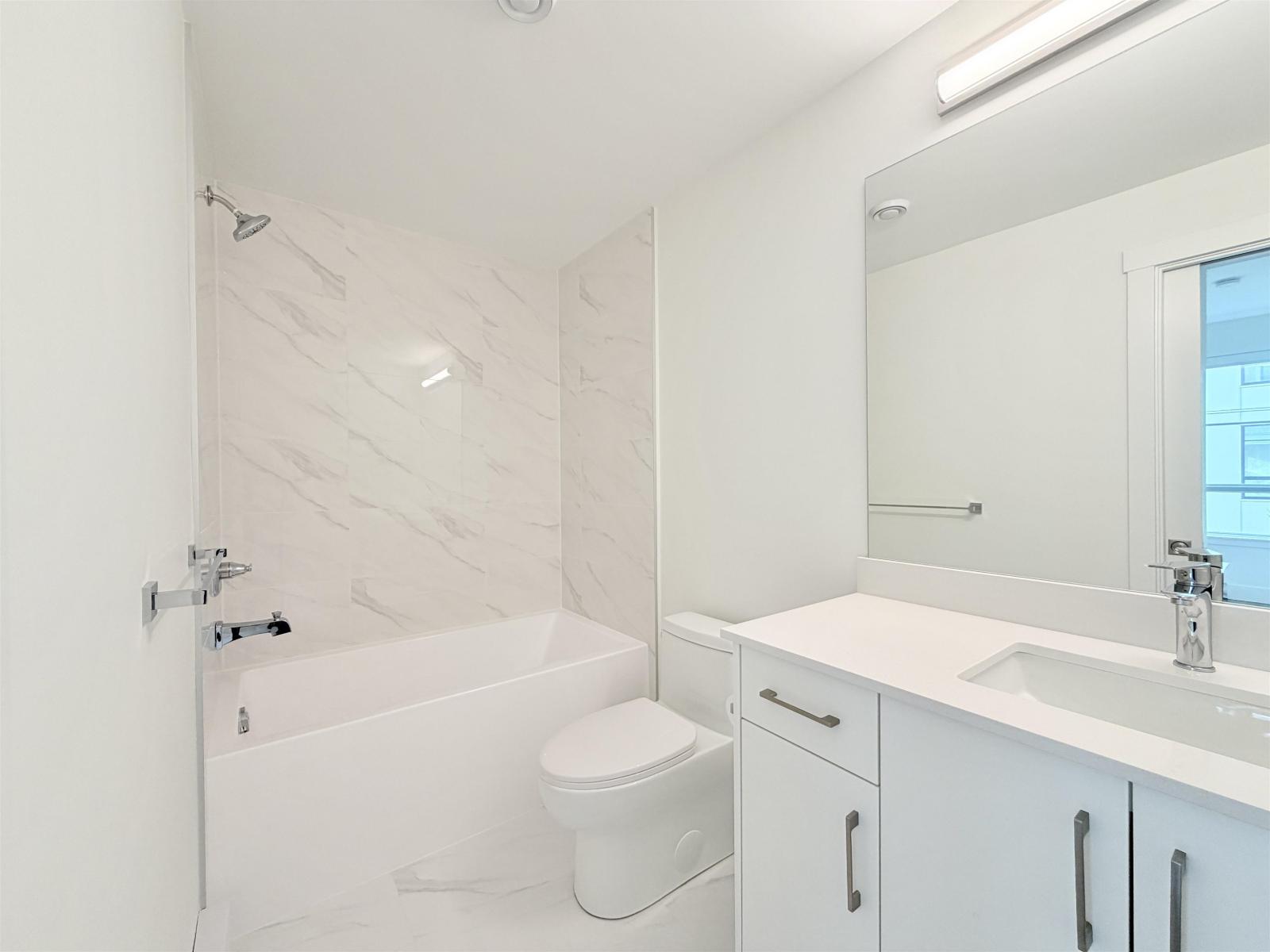 308 6338 KING GEORGE BOULEVARD, Surrey