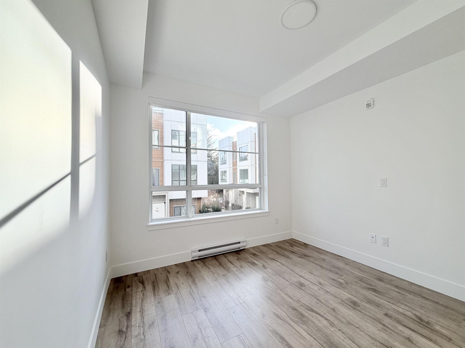 308 6338 KING GEORGE BOULEVARD, Surrey