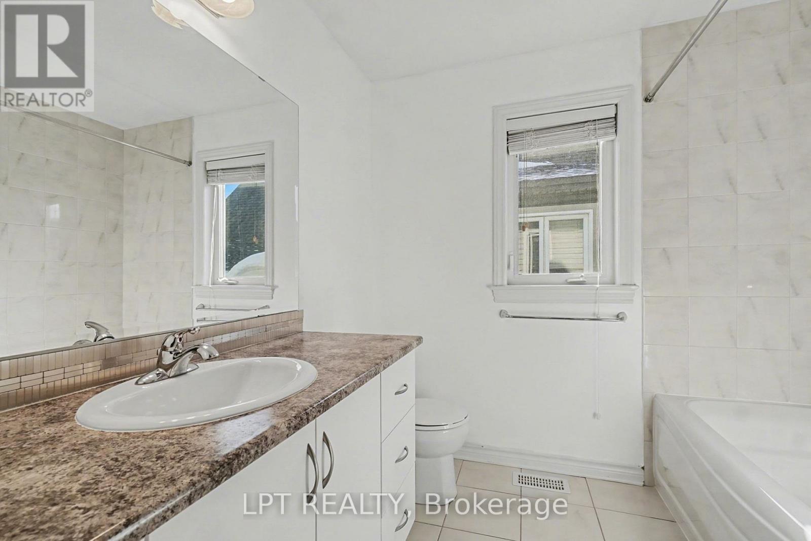 269 GRACEWOOD CRESCENT - 26