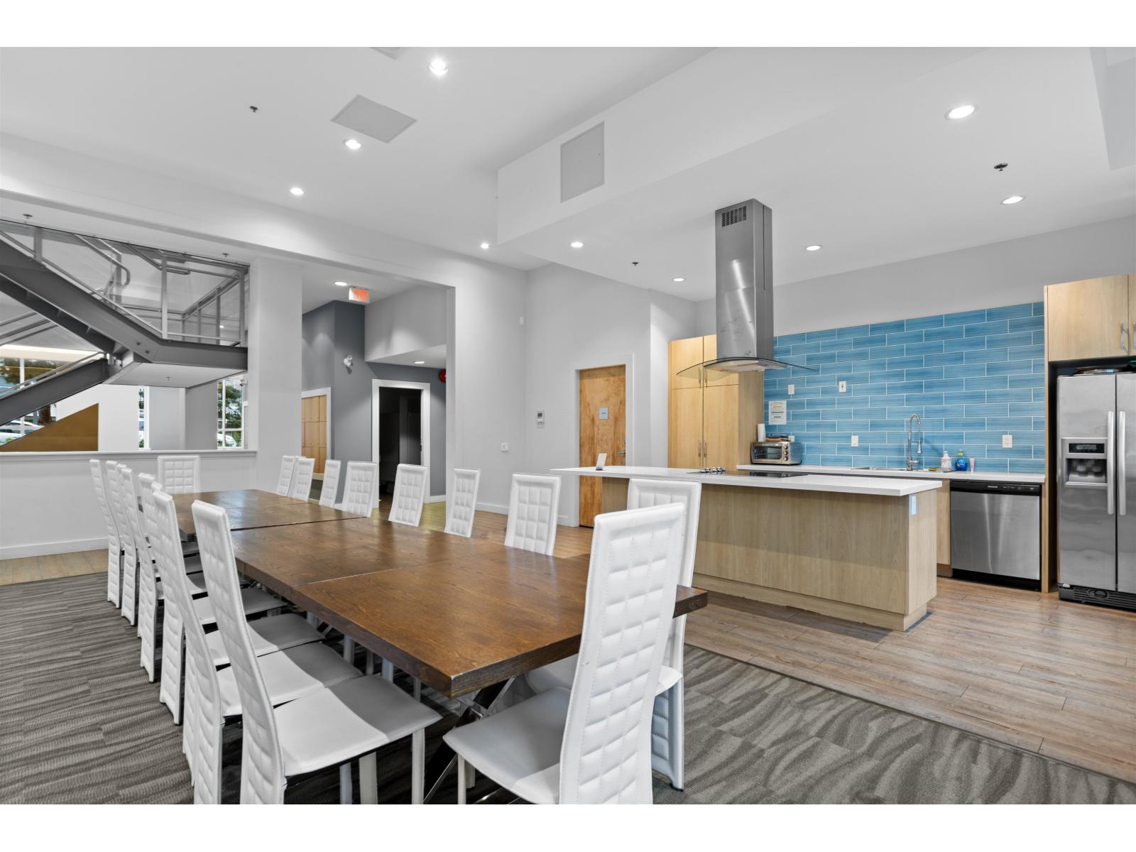 201 15436 31 AVENUE, Surrey