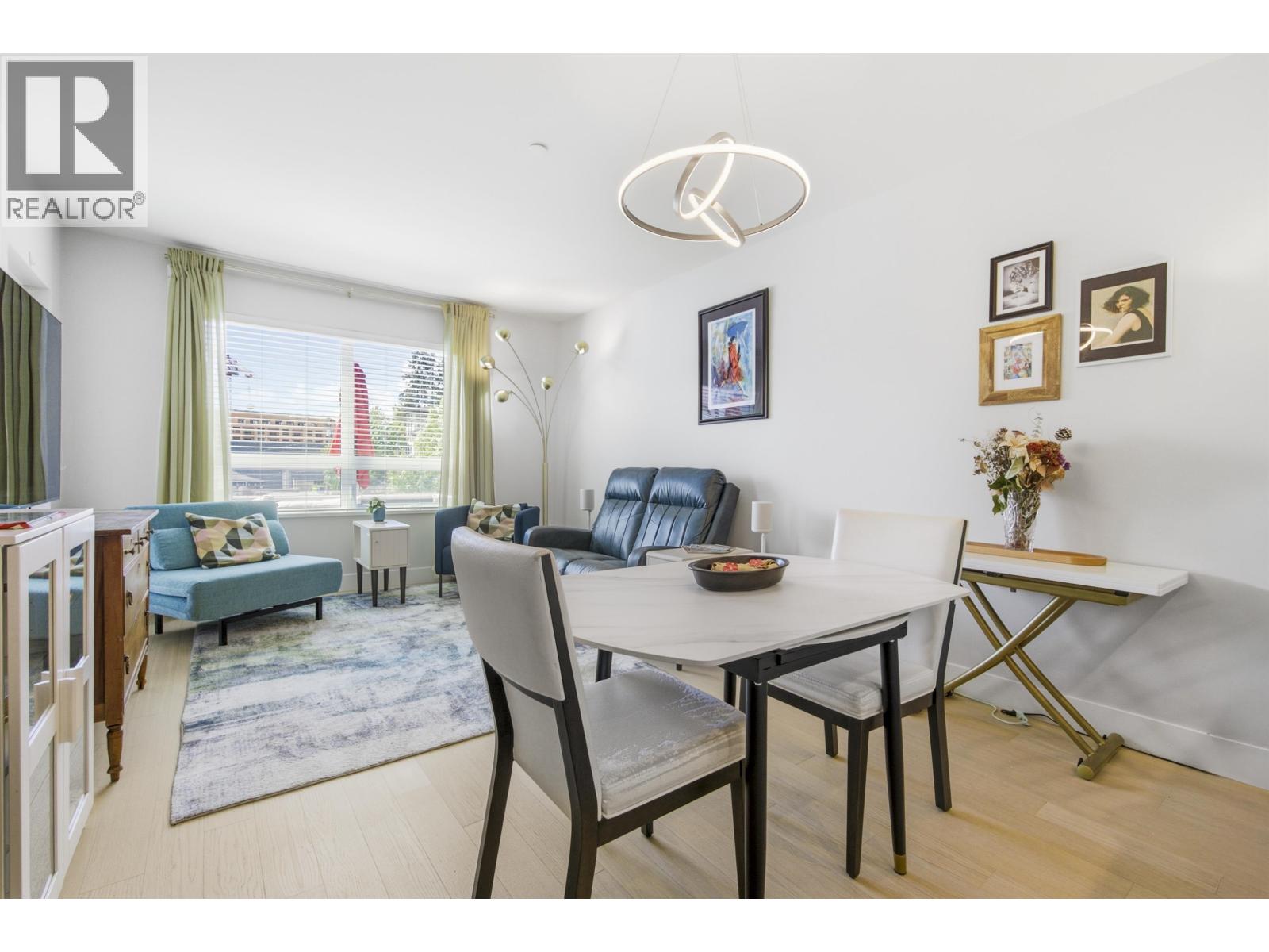 204 22265 DEWDNEY TRUNK ROAD, Maple Ridge