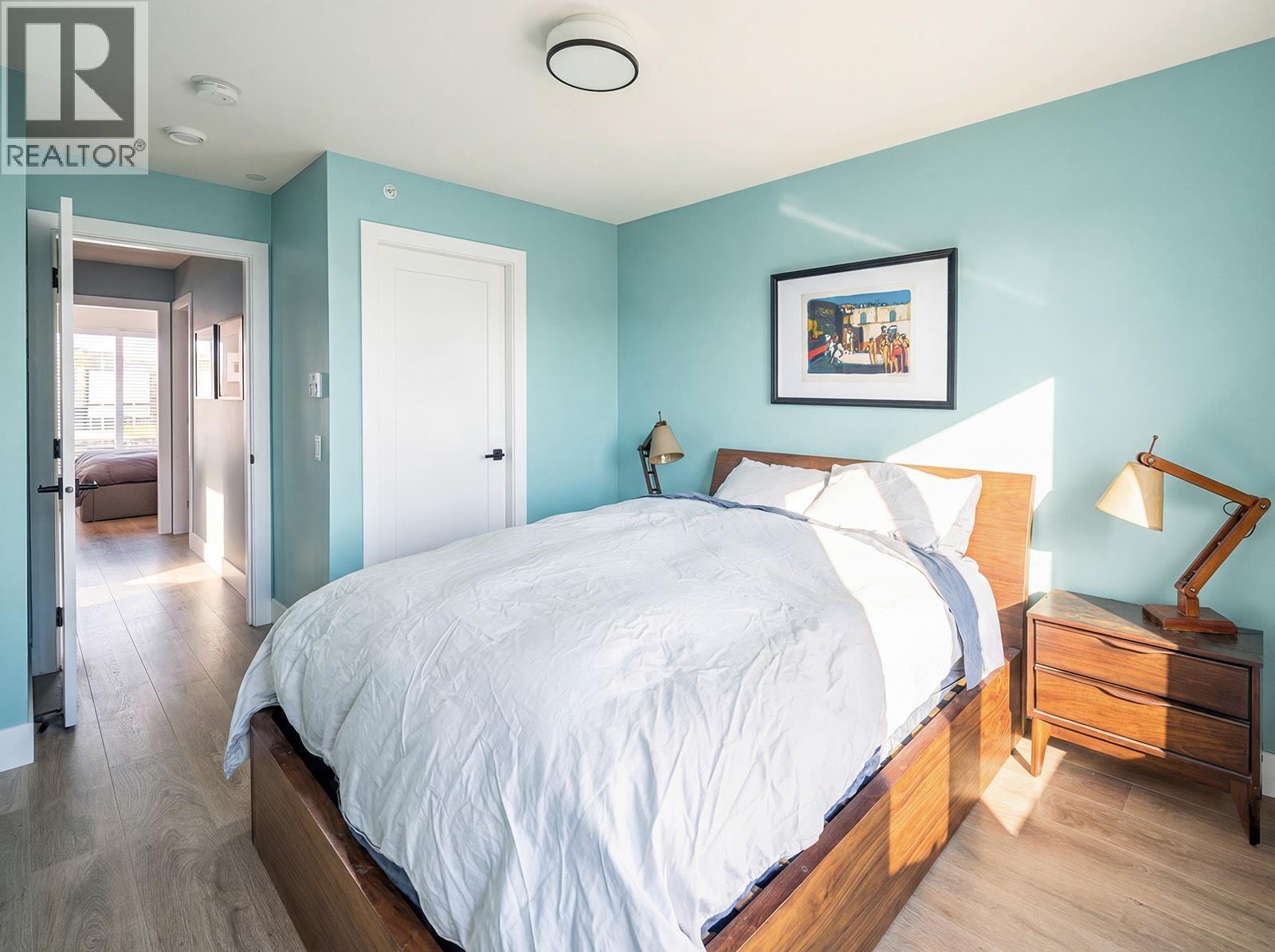 1321 HALYARD PLACE, Squamish