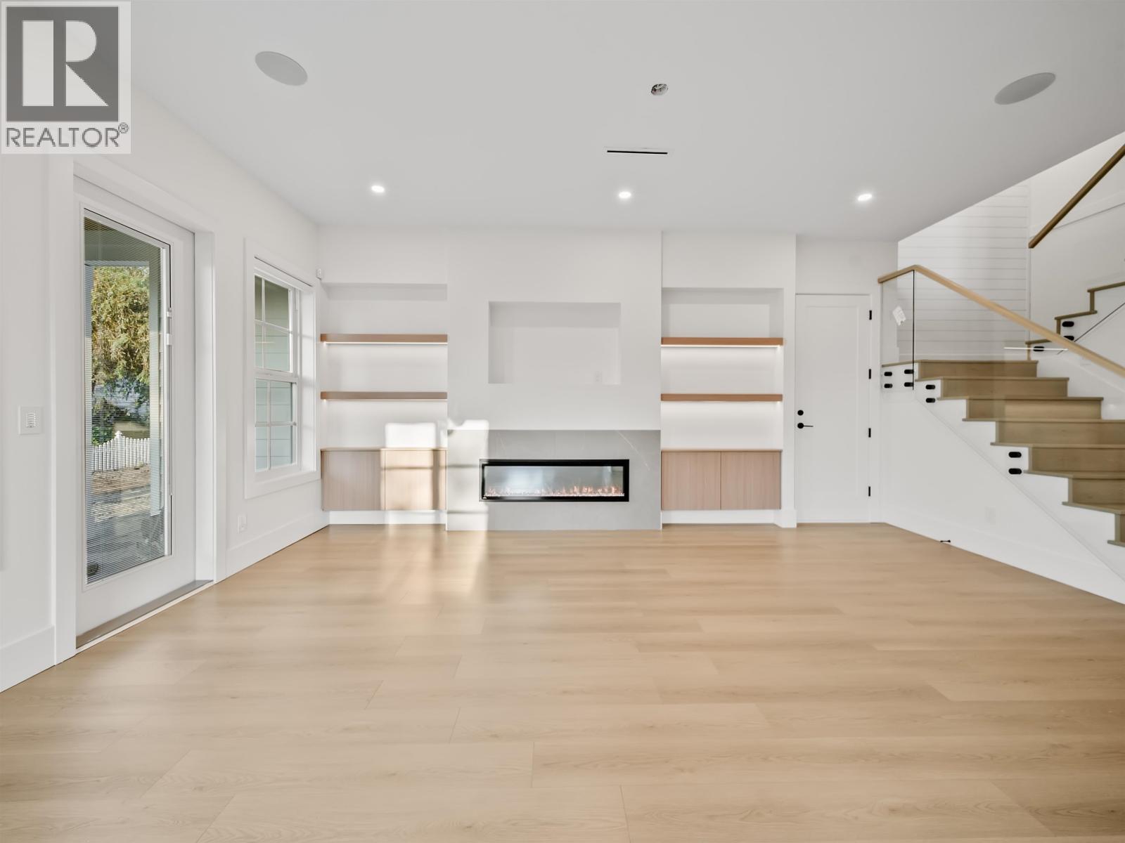 6067 44A AVENUE, Ladner