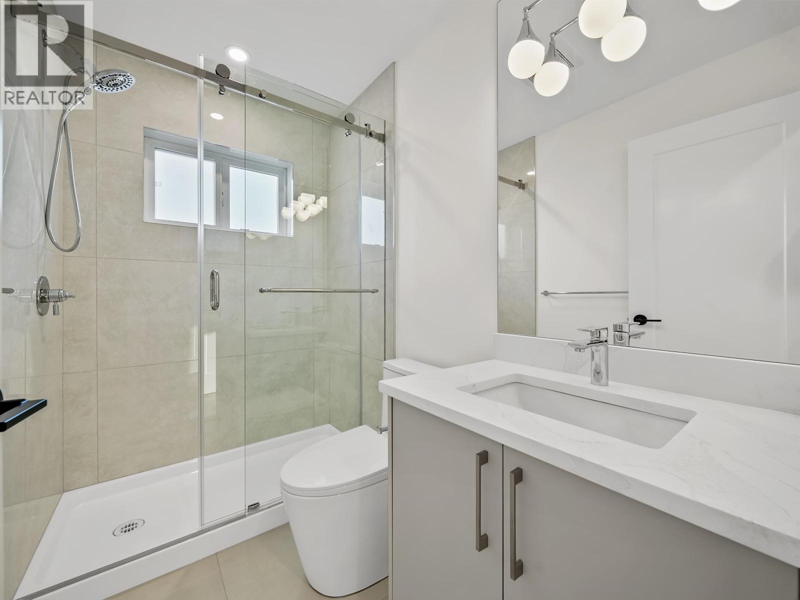 6067 44A AVENUE, Ladner