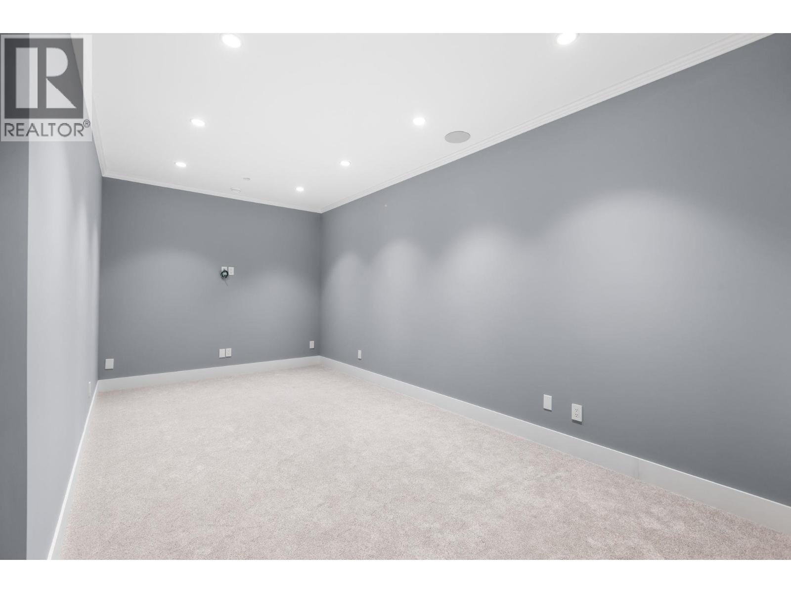 6560 NELSON AVENUE, West Vancouver