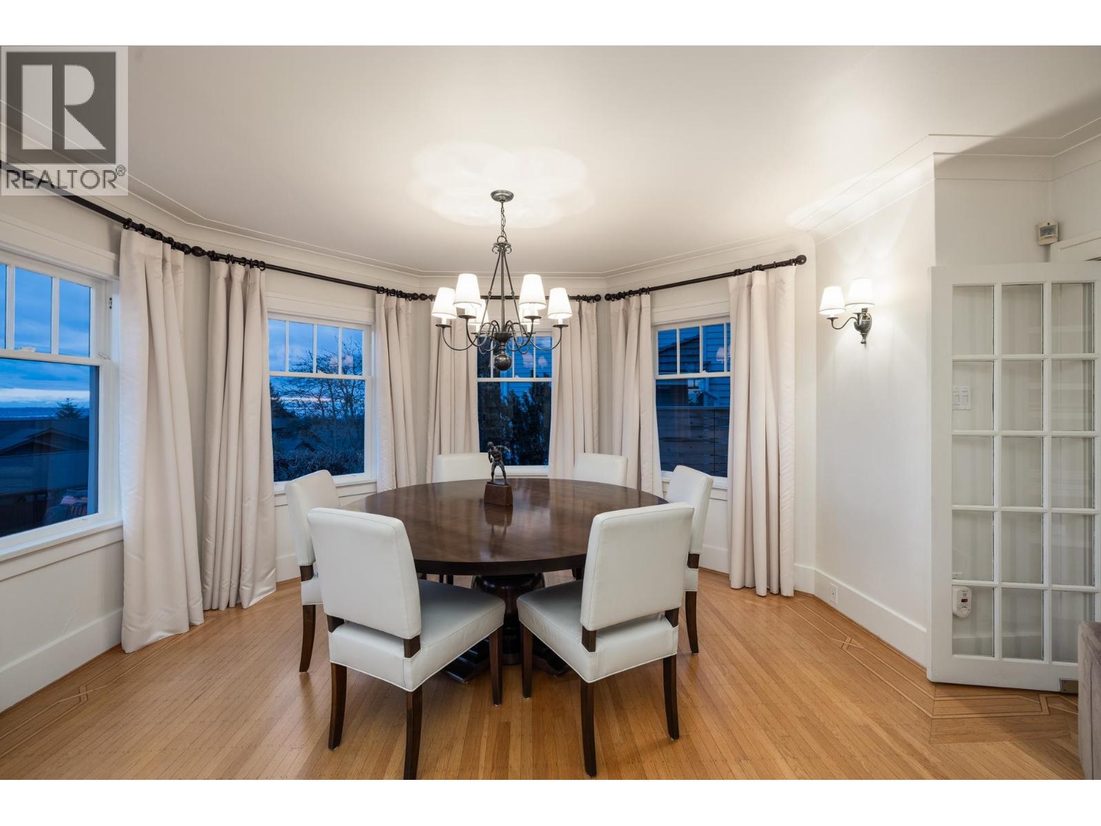 402 BRAND STREET — photo 3