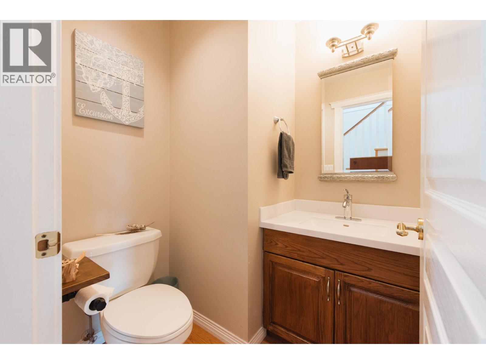 5656 COOK PLACE, Sechelt