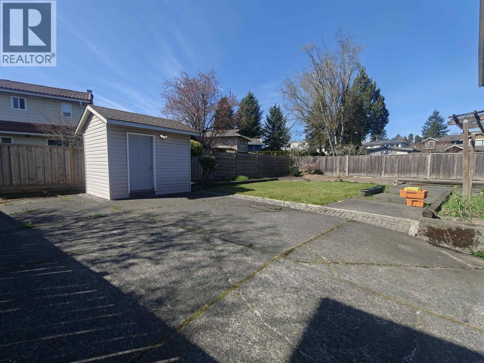 5 Bed, 3 Bath House for Sale in Burnaby – 4829 COLBROOK COURT, Burnaby – MLS# R3112535 - Image 24