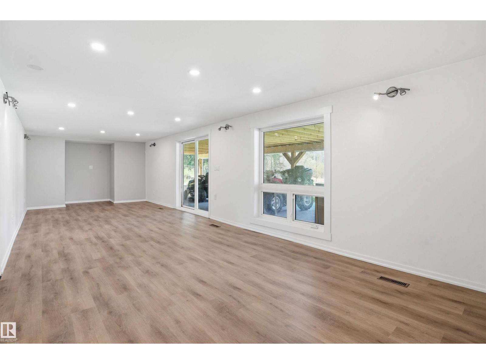 53434 RGE ROAD 40 A - 27