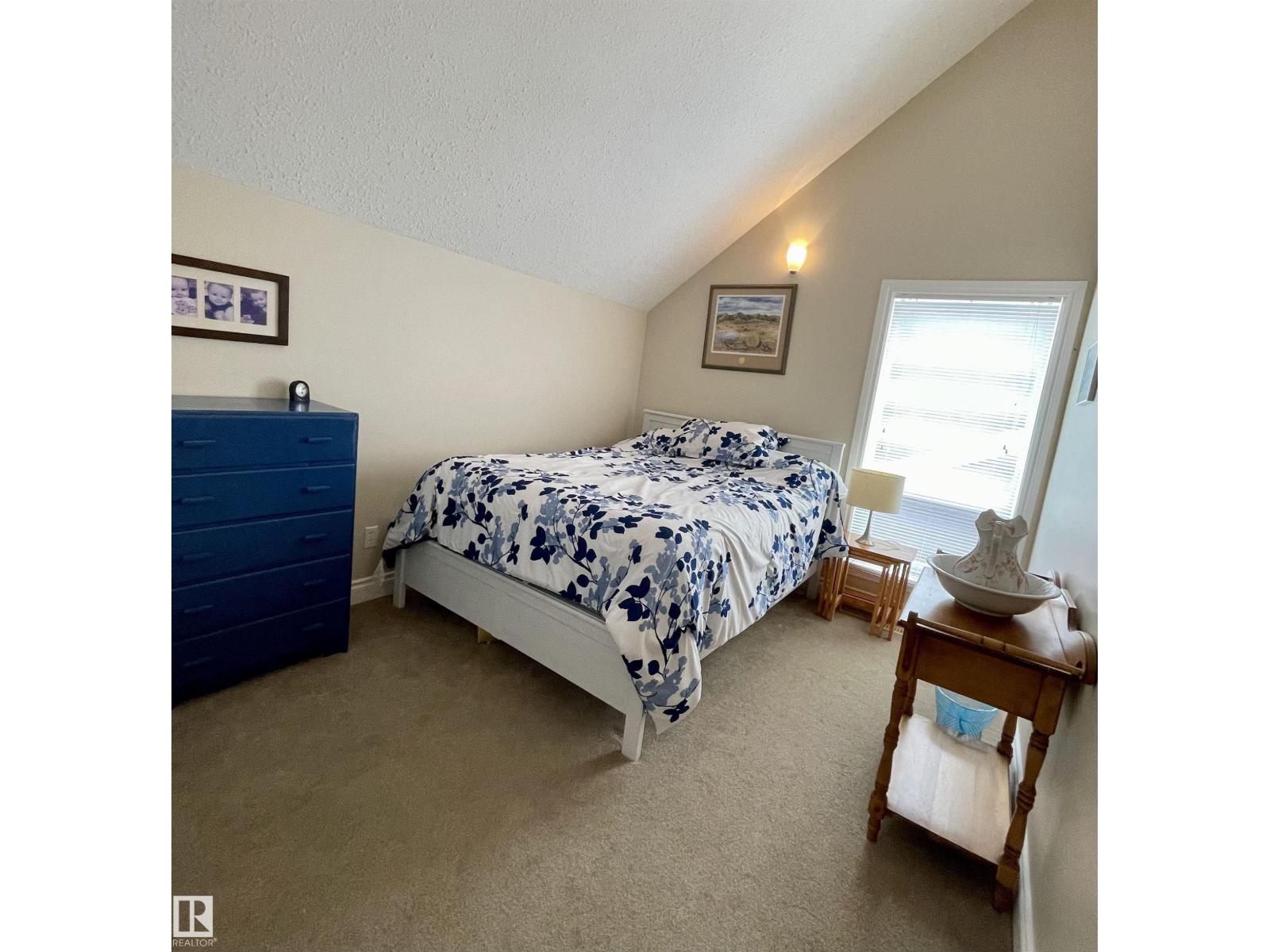 #34 54419 RGE ROAD 14 - 25