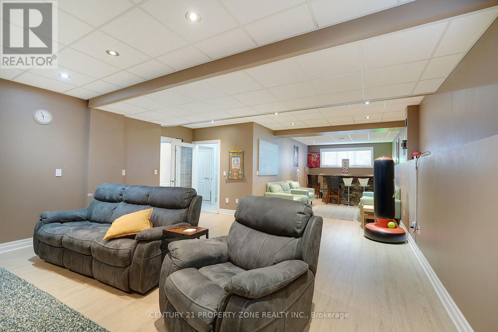 201 GAISER ROAD - 35