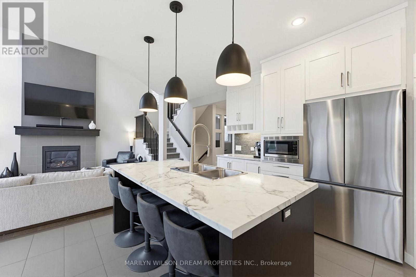 304 ANDALUSIAN CRESCENT - 16