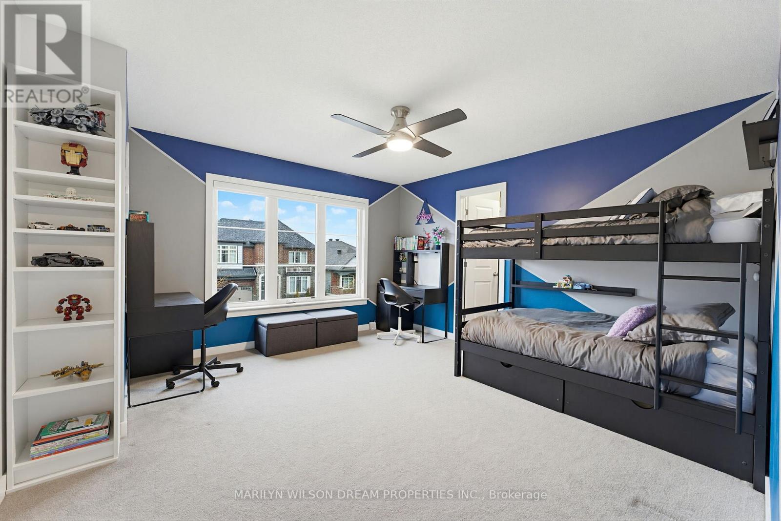 304 ANDALUSIAN CRESCENT - 30